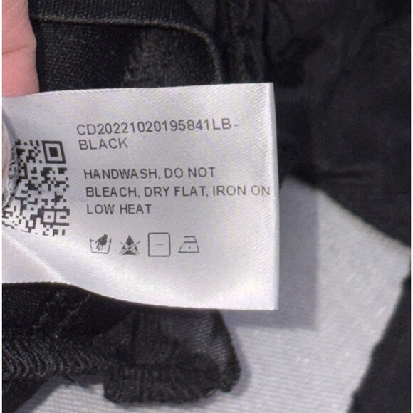 Cider Large Womens Black Long Sheer Sleeve Floral V neck - Picture 7 of 7